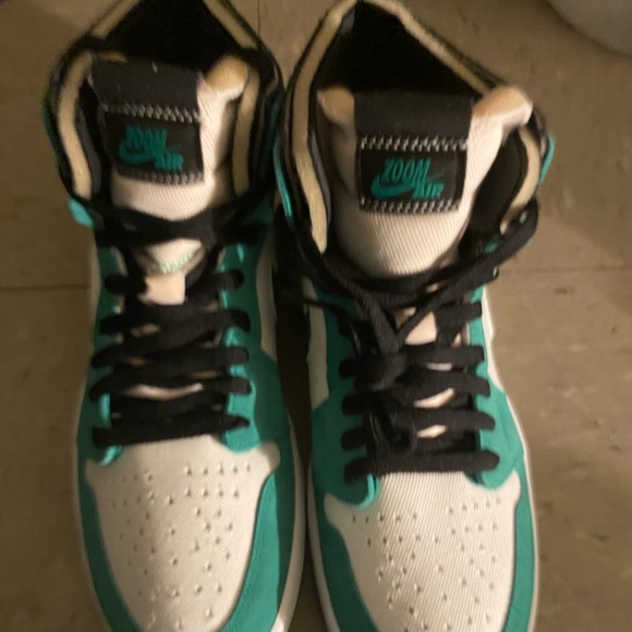 New Size 10 - Jordan 1 Zoom Comfort Stadium Green - Picture 1 of 7